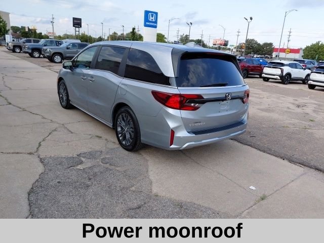New 2026 Solar Silver Metallic Honda Touring image 7
