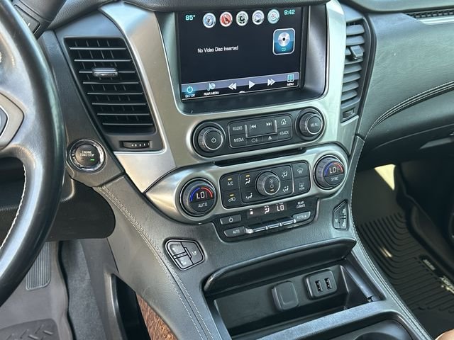 Used 2019 Beige Chevrolet Premier image 17