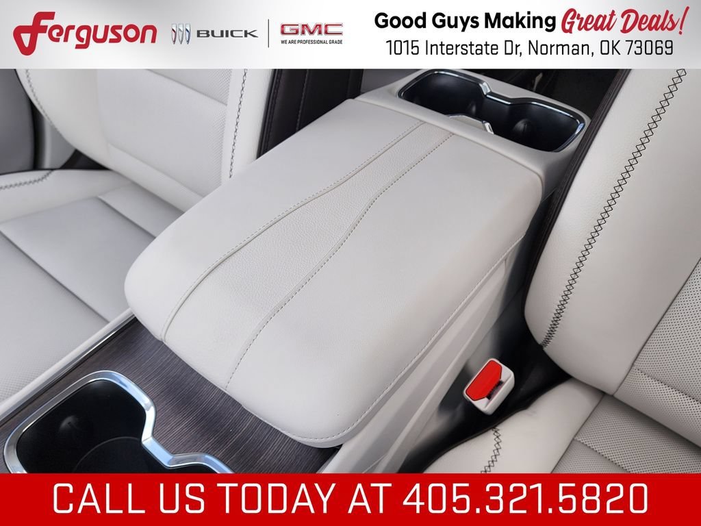 2026 GMC Acadia Denali - Photo 35