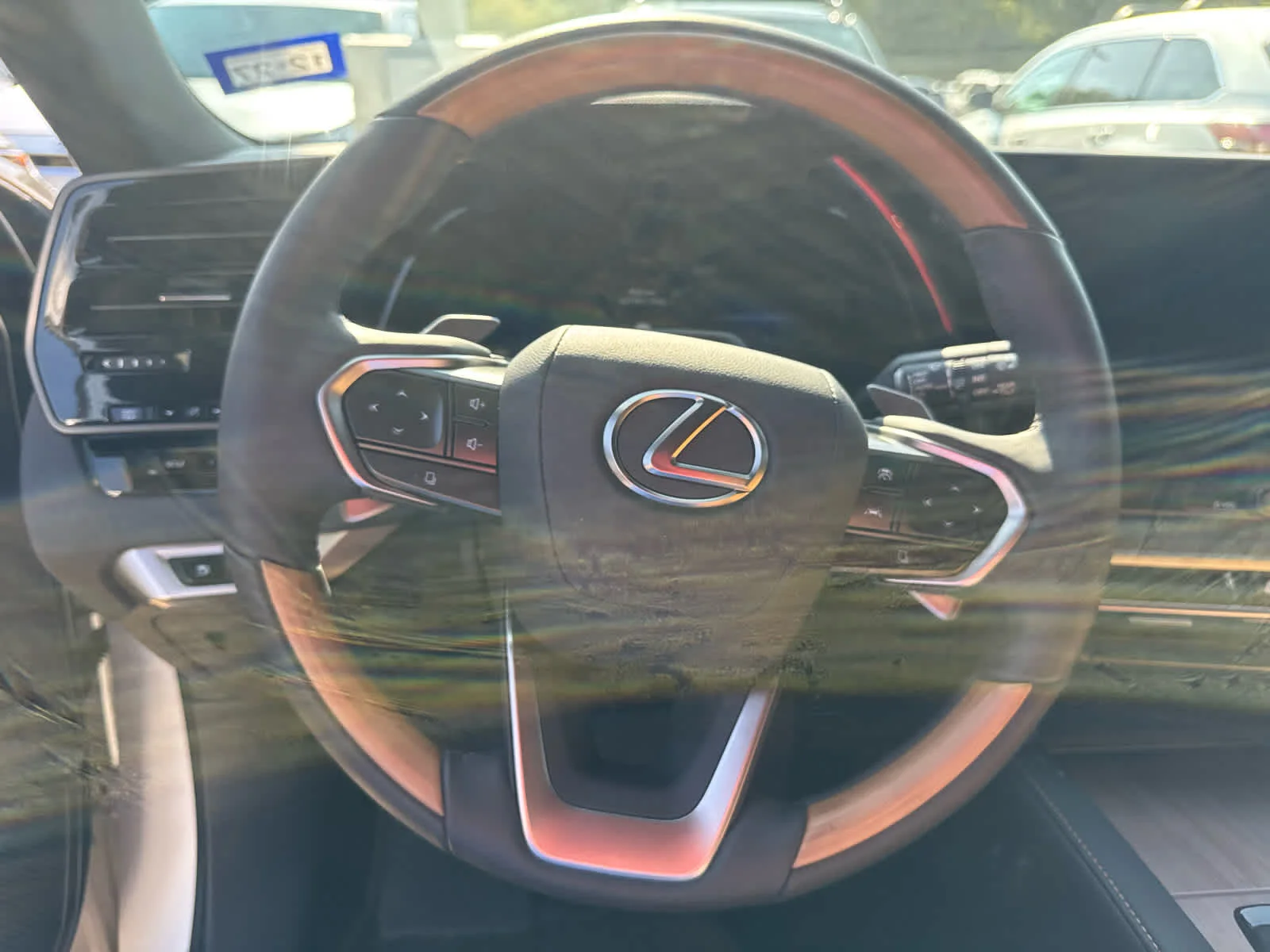Used 2026 Eminent White Pearl Lexus Premium+ image 11