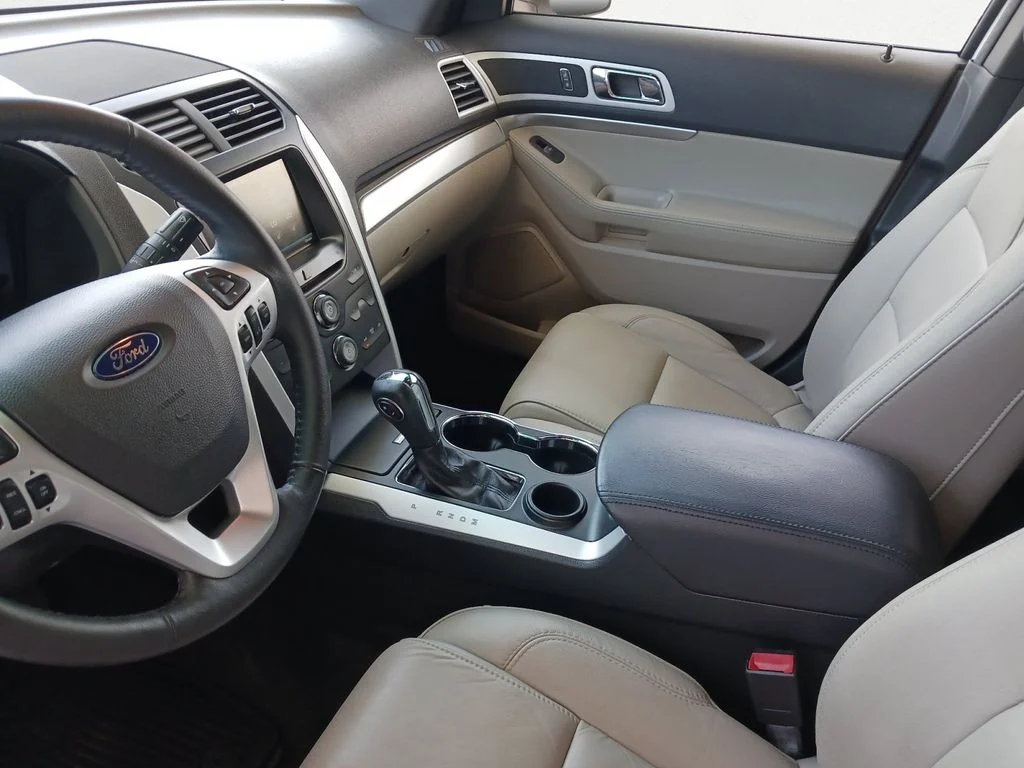 Used 2015 White Ford XLT image 11