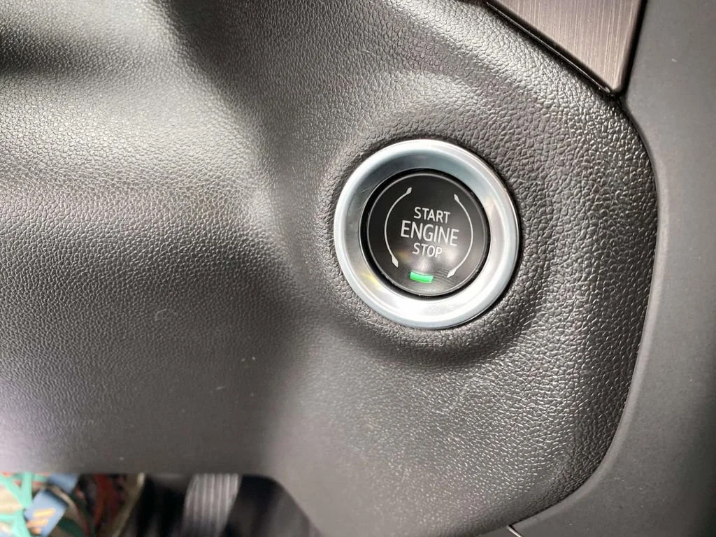 Used 2021 Satin Steel Metallic GMC AT4 image 22