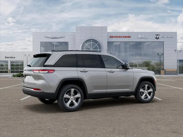 New 2026 Silver Zynith Exterior Paint Jeep Limited image 30