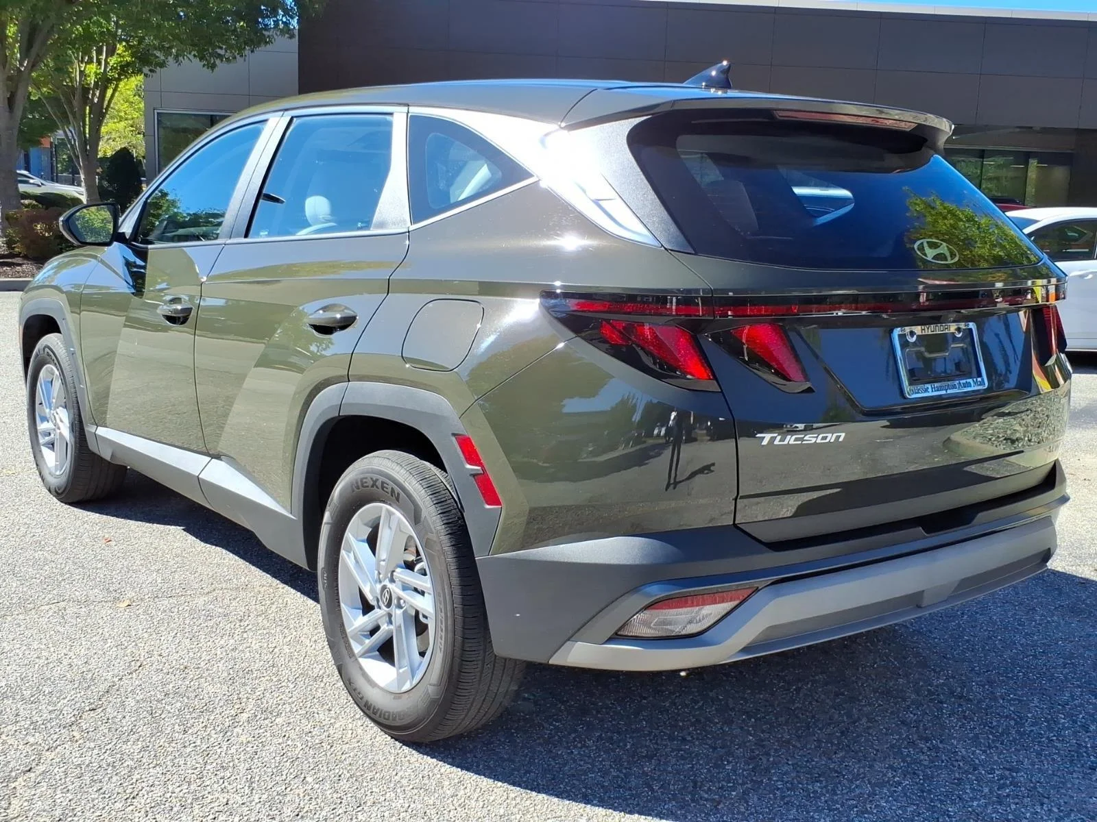 Certified Used 2025 Rockwood Green Hyundai SE image 10
