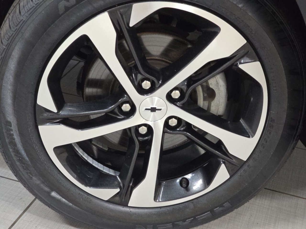 Used 2024 Red Chevrolet 1RS image 9