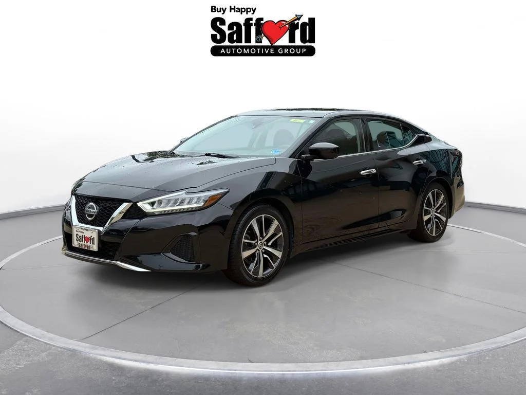 2020 Nissan Maxima S's photo