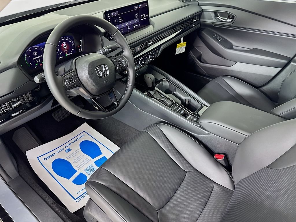 New 2026 Urban Gray Pearl Honda EX-L image 10