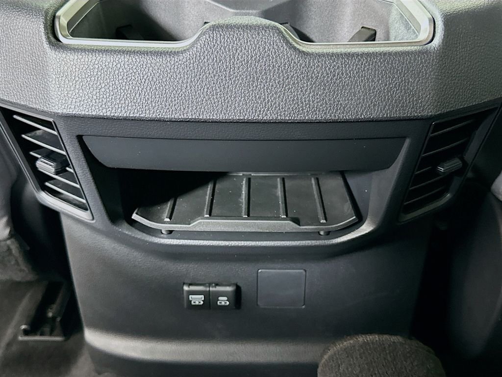 2024 Toyota Tundra SR5 - Photo 25