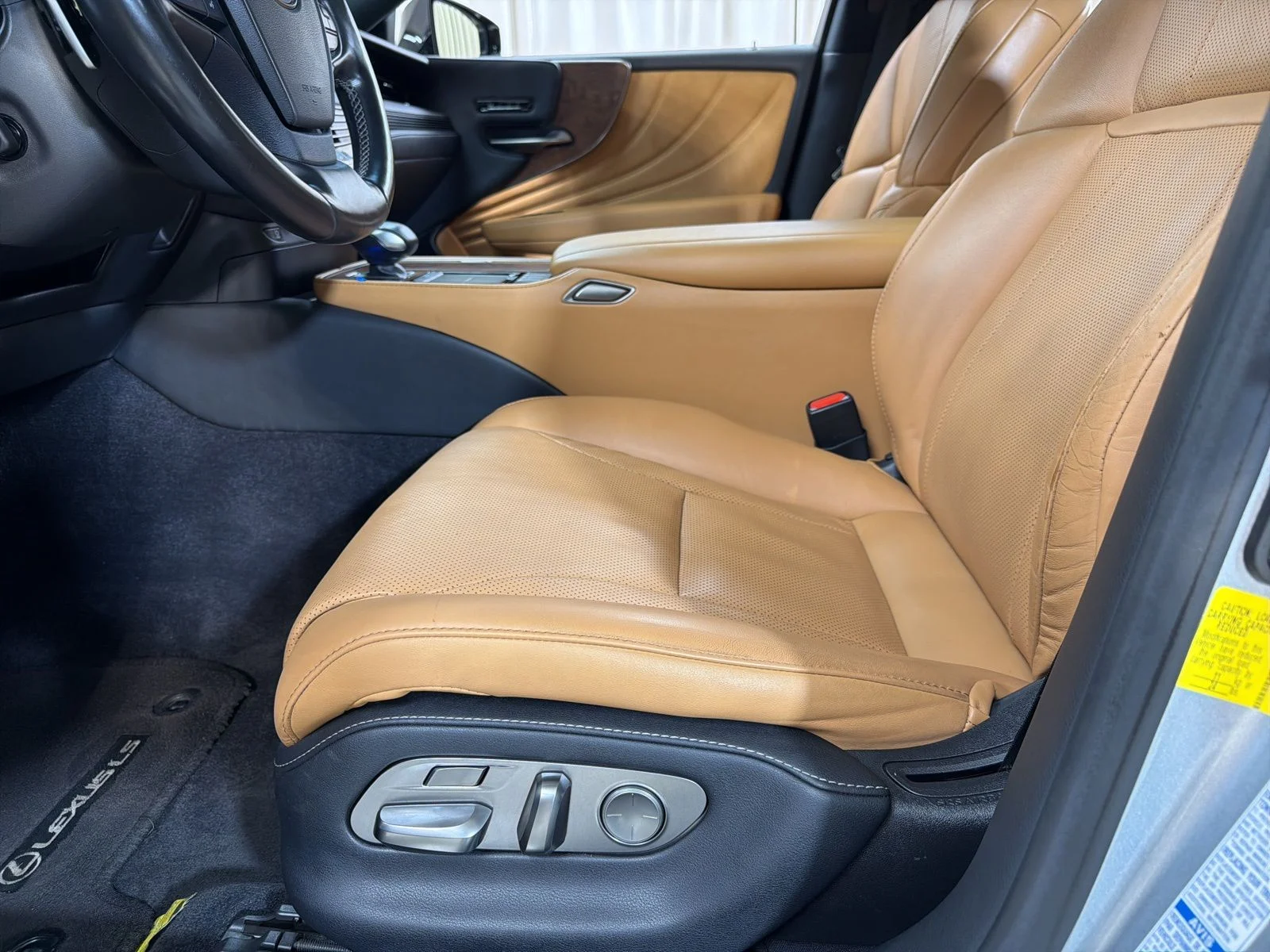 2021 Lexus LS Base - Photo 42