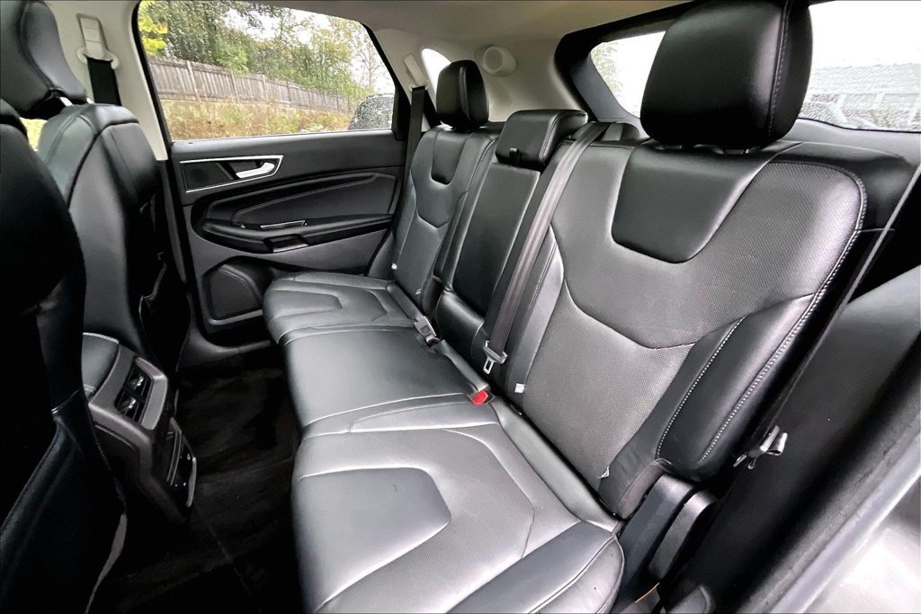 Used 2016 Gray Ford Titanium image 26