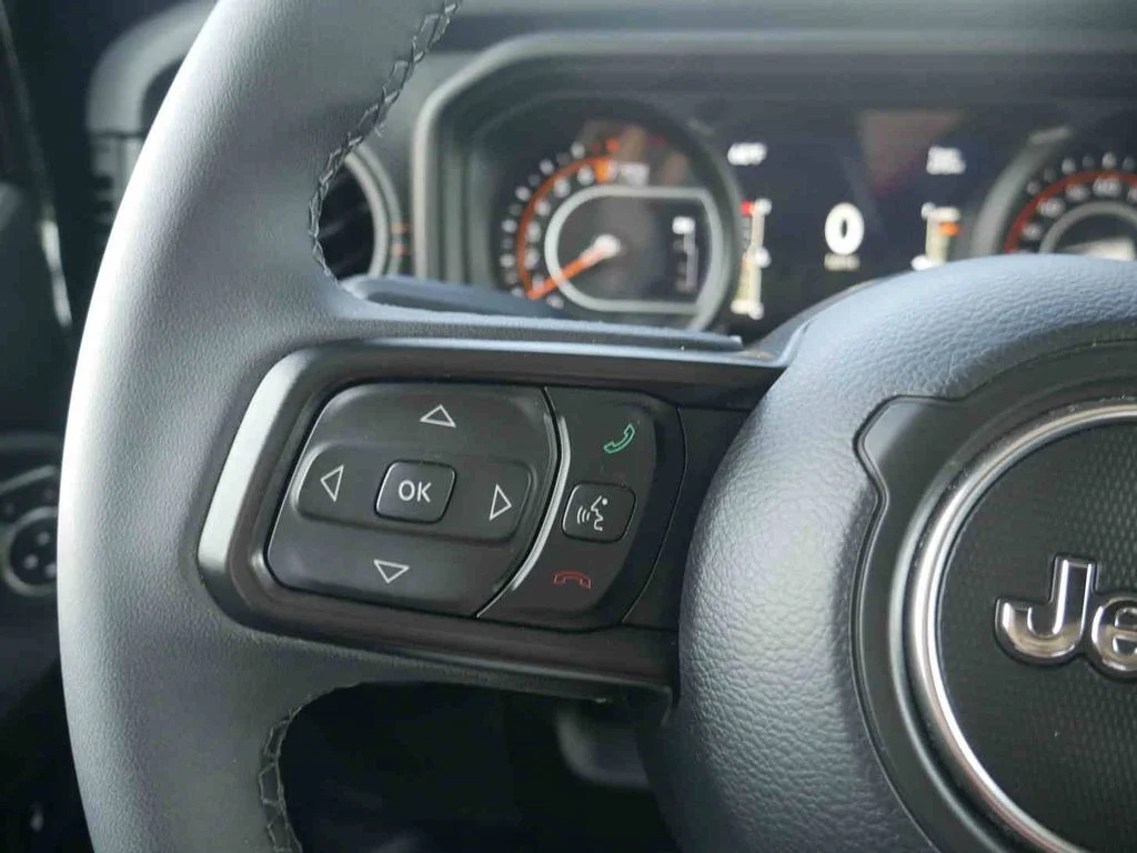 Certified Used 2026 Black Jeep Mojave image 38