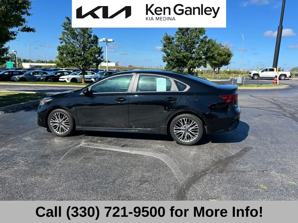 Certified Used 2023 Black Kia GT-Line image 9