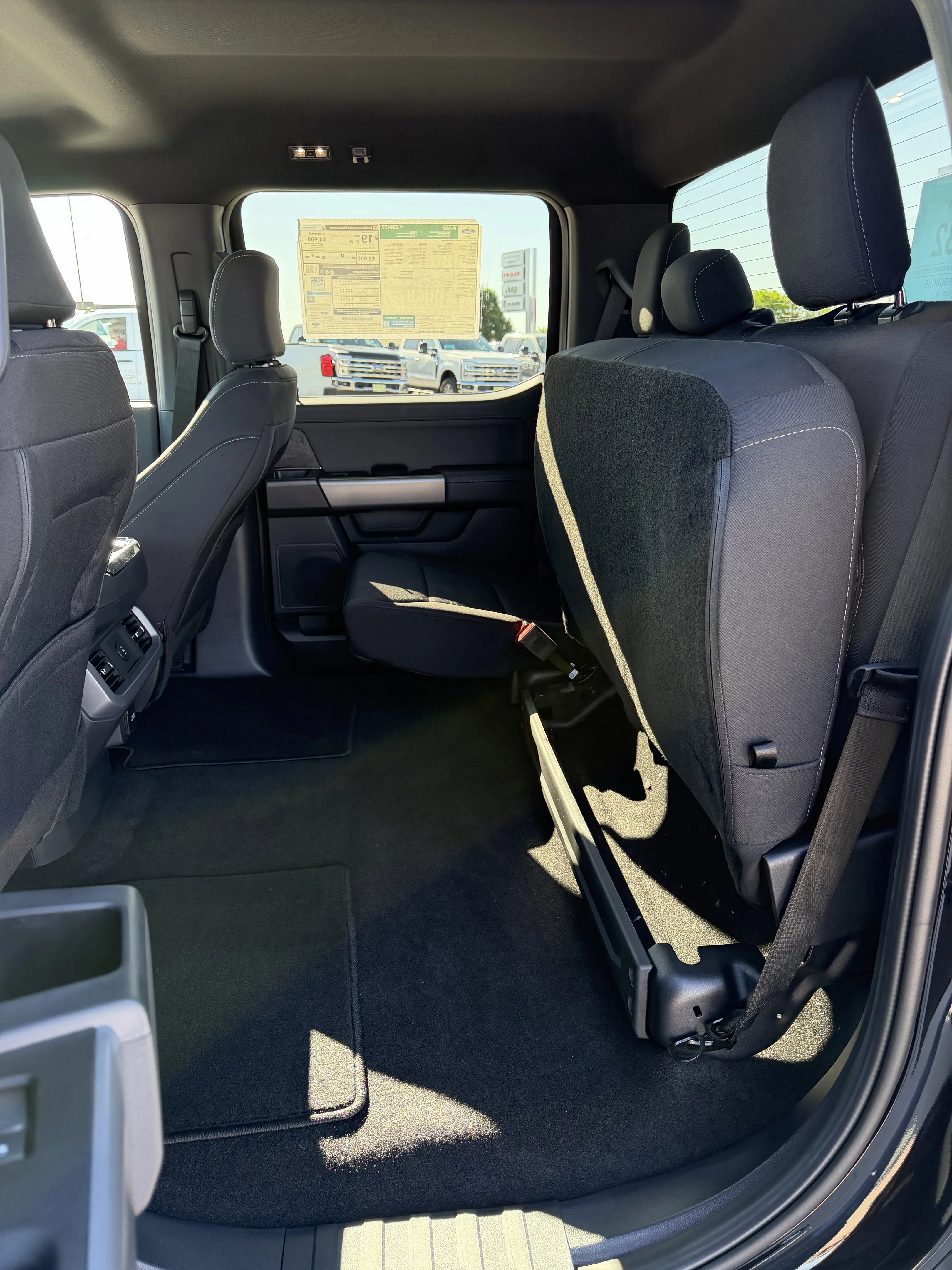 New 2026 Agate Black Metallic Ford XLT image 7