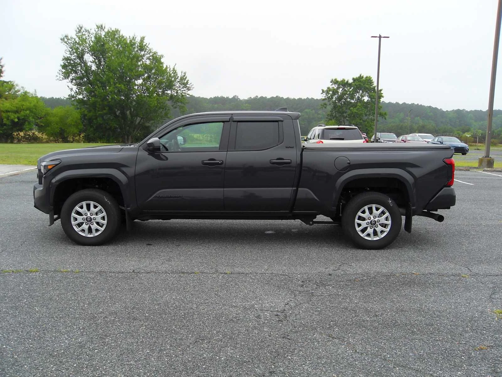 Used 2025 Underground Toyota SR5 image 2