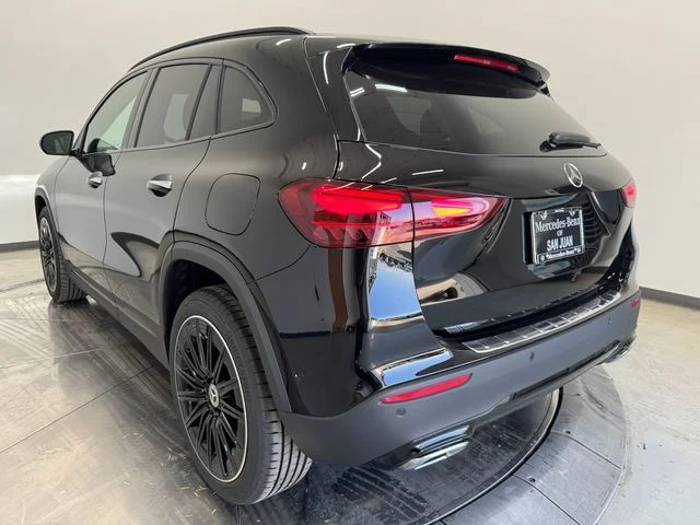 New 2026 Black Mercedes-Benz GLA 250 image 9