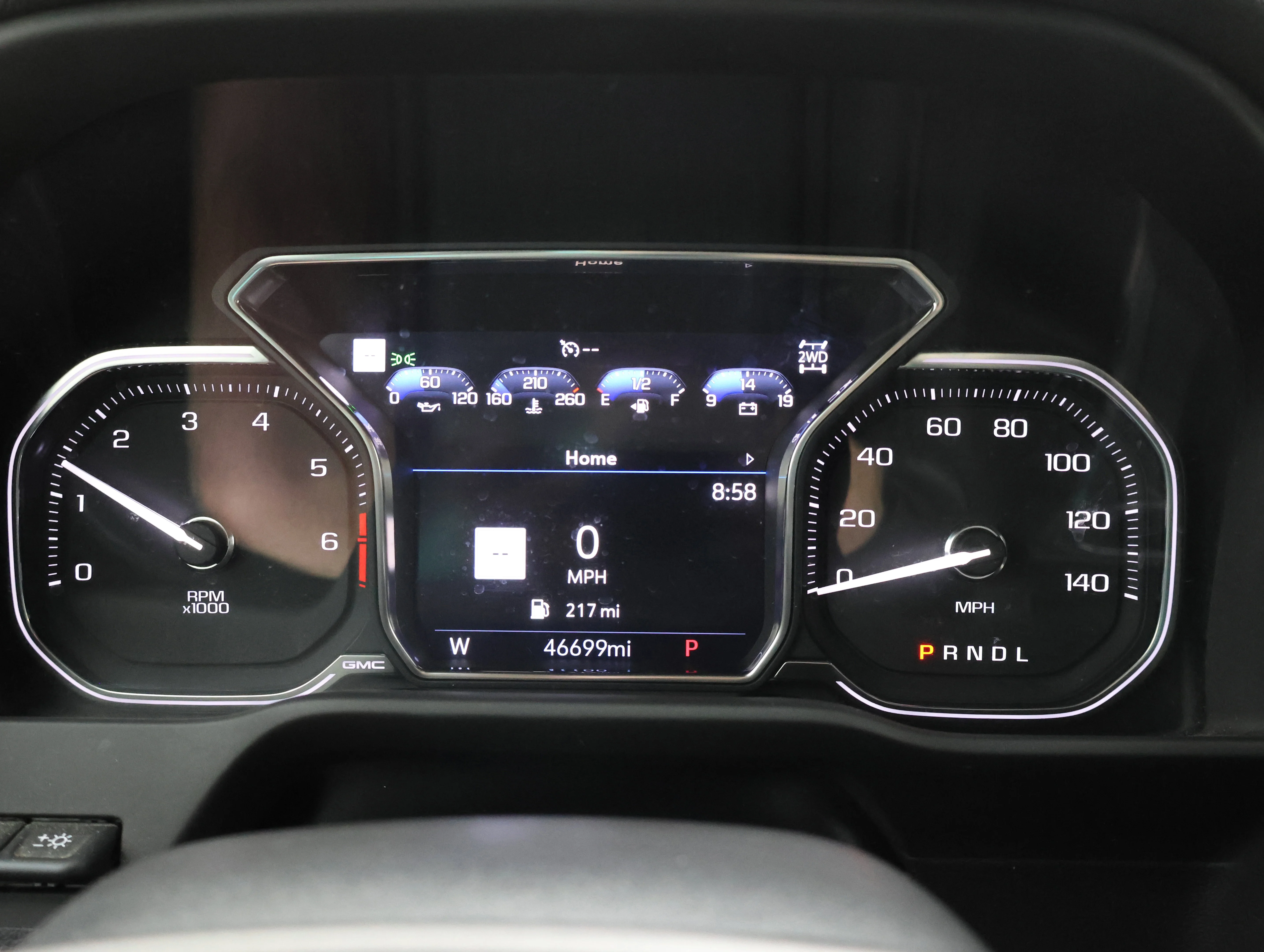 Used 2022 Summit White GMC AT4 image 10