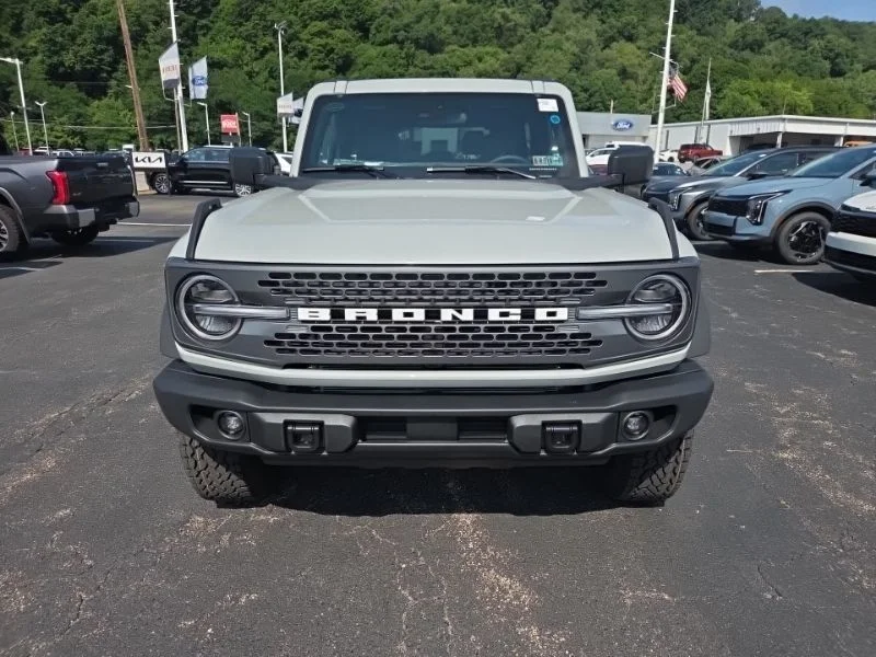 New 2026 Avalanche Gray Ford Badlands® image 2