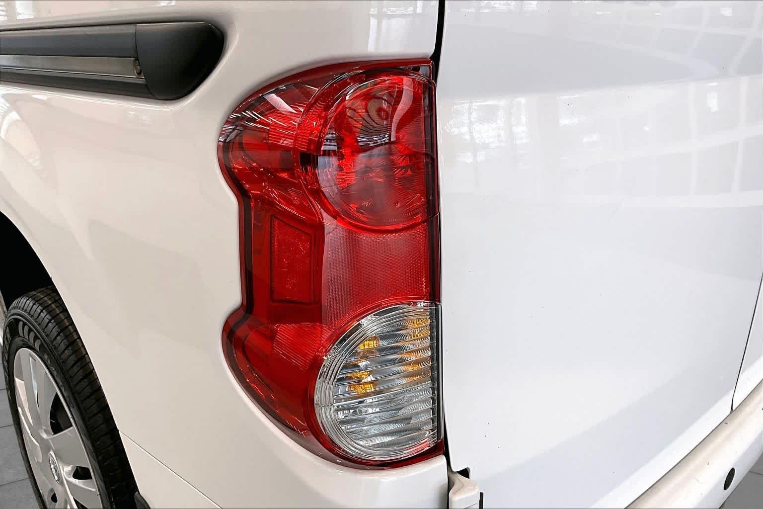 Used 2021 Fresh Powder Nissan SV image 28