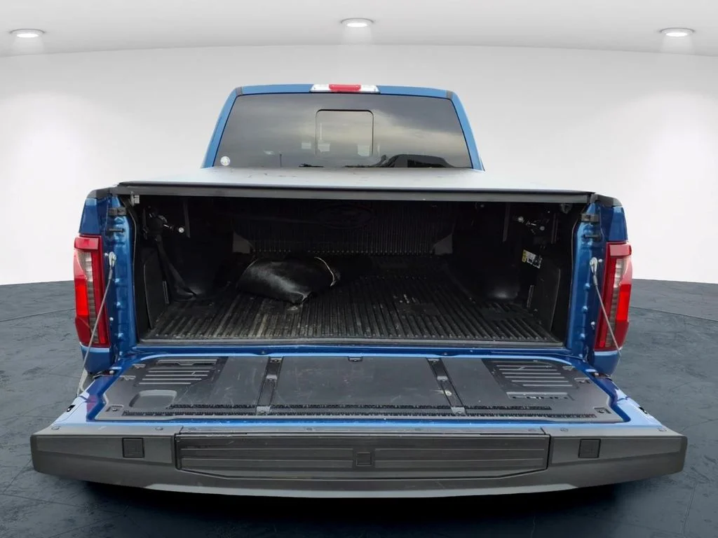 Used 2025 Blue Ford XLT image 11