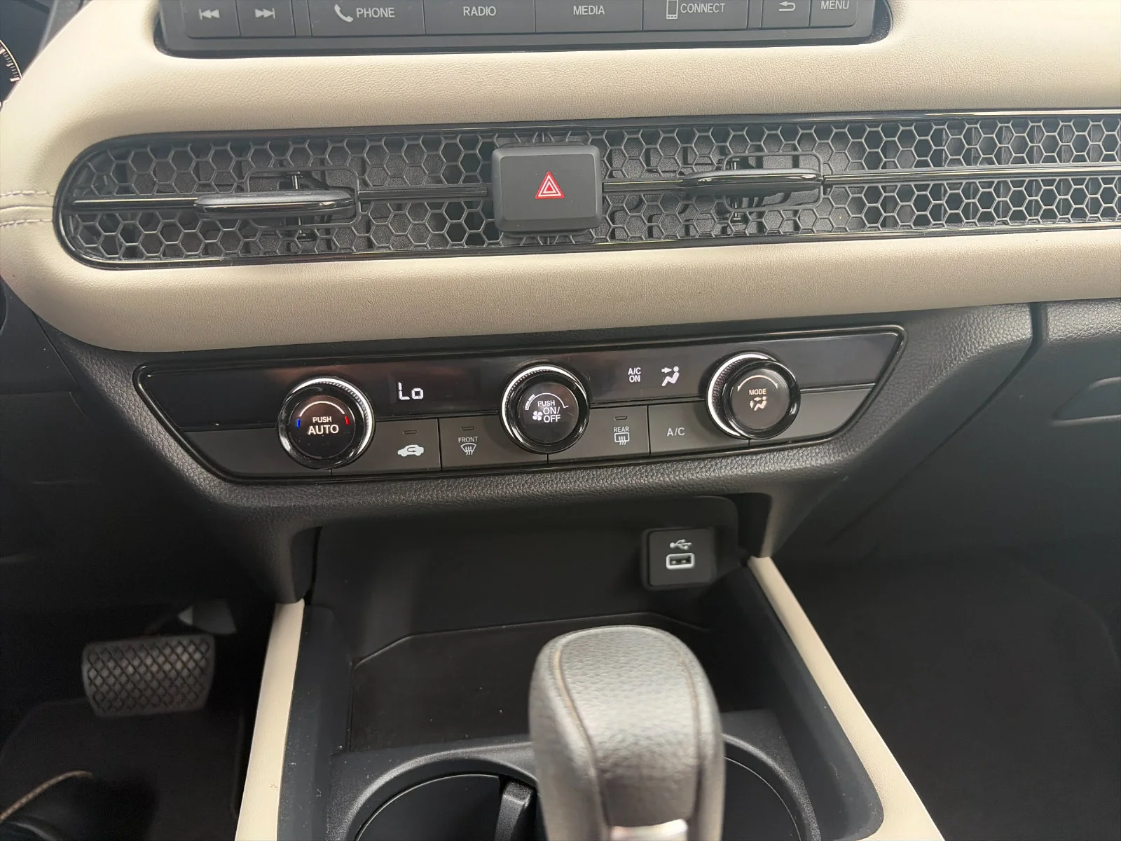 Used 2024 Modern Steel Metallic Honda LX image 23