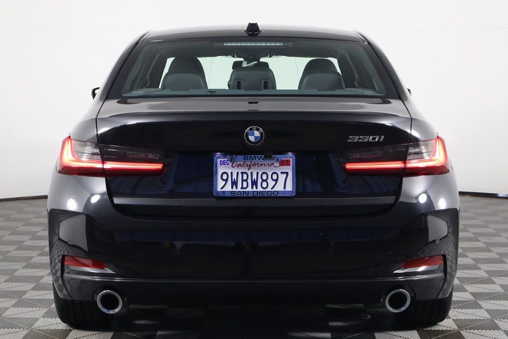 Certified Used 2026 Black Sapphire Metallic BMW 330i image 5