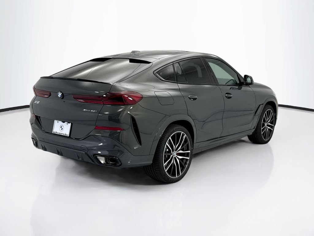 New 2027 Gray Metallic BMW xDrive40i image 5