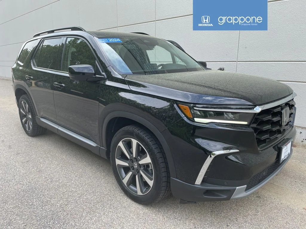 2024 Honda Pilot Touring AWD's photo