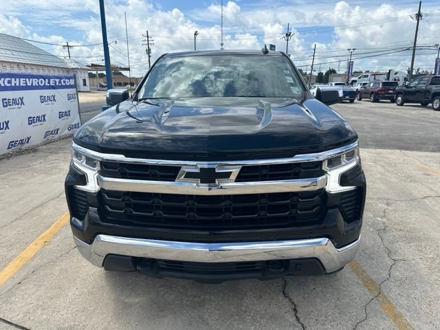 Used 2024 Black Chevrolet LT image 25