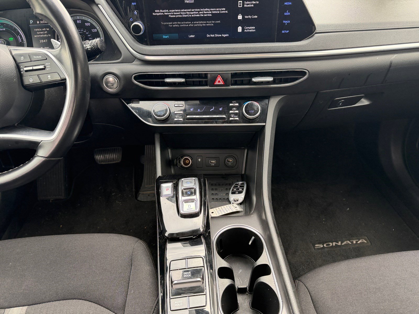 Used 2023 Curated Silver Hyundai SEL image 11