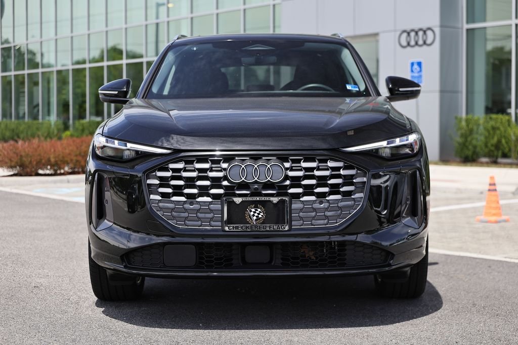Used 2025 Mythos Black Metallic Audi 2.0T Premium Plus image 13