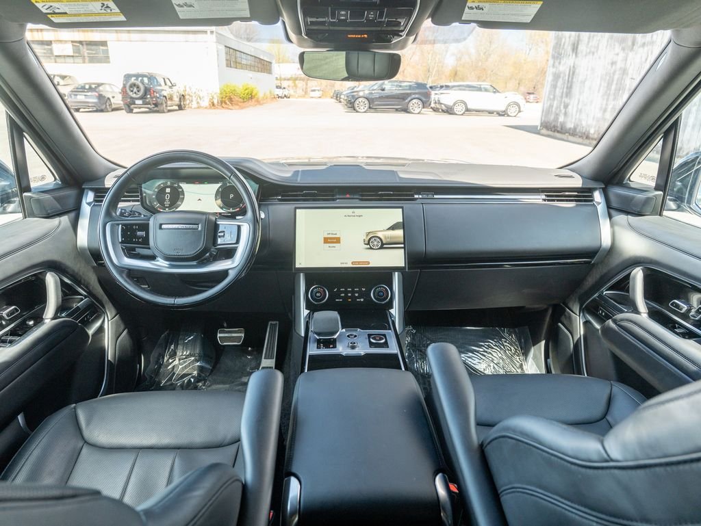 Certified Used 2023 Gray Land Rover SE image 18