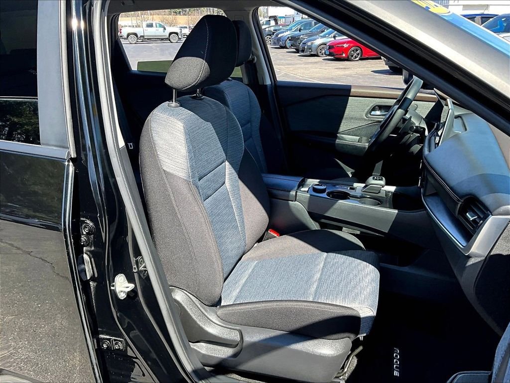 Used 2023 Black Nissan SV image 11