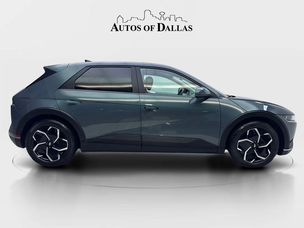 Used 2024 Green Hyundai SEL image 10