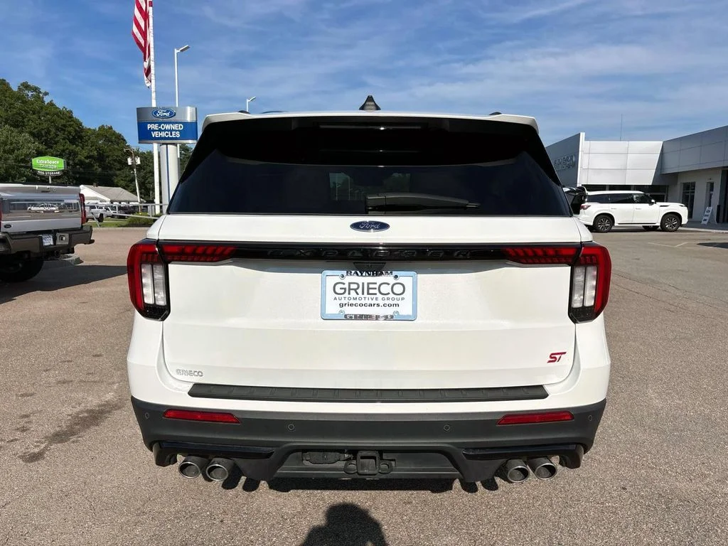 Used 2025 White Metallic Ford ST image 4