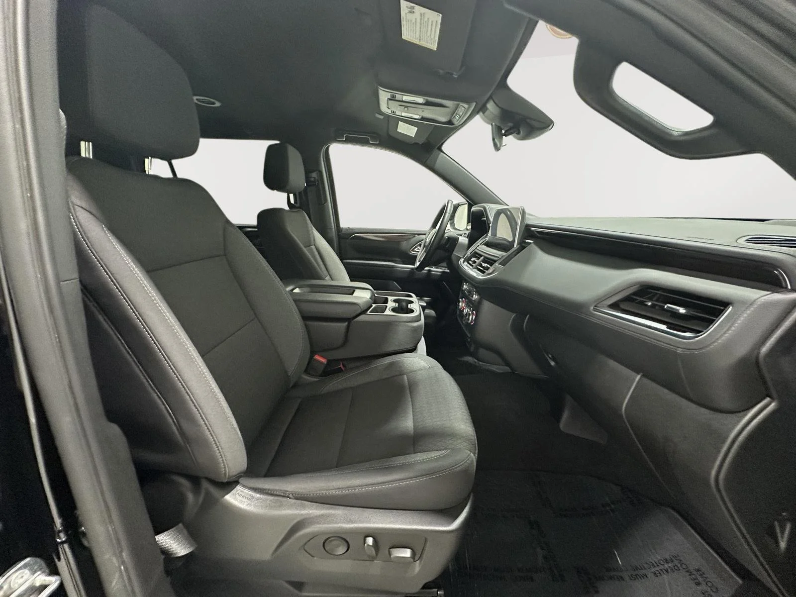 Used 2024 Onyx Black GMC SLE image 25