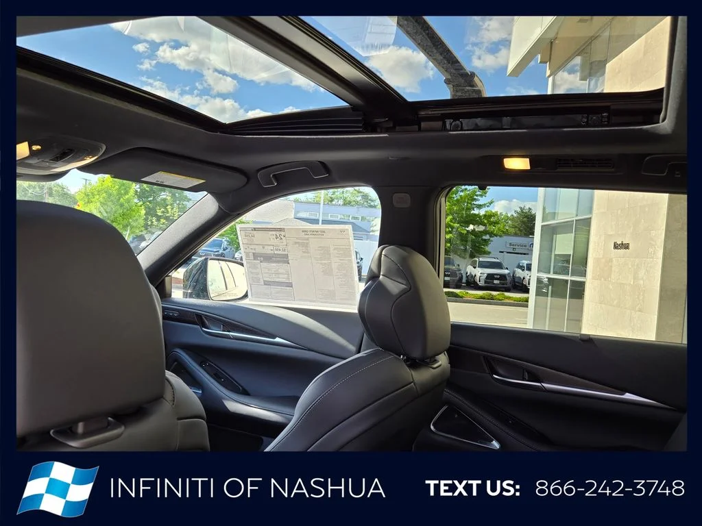 New 2027 2T DEEP EMRLD INFINITI Autograph AWD image 10