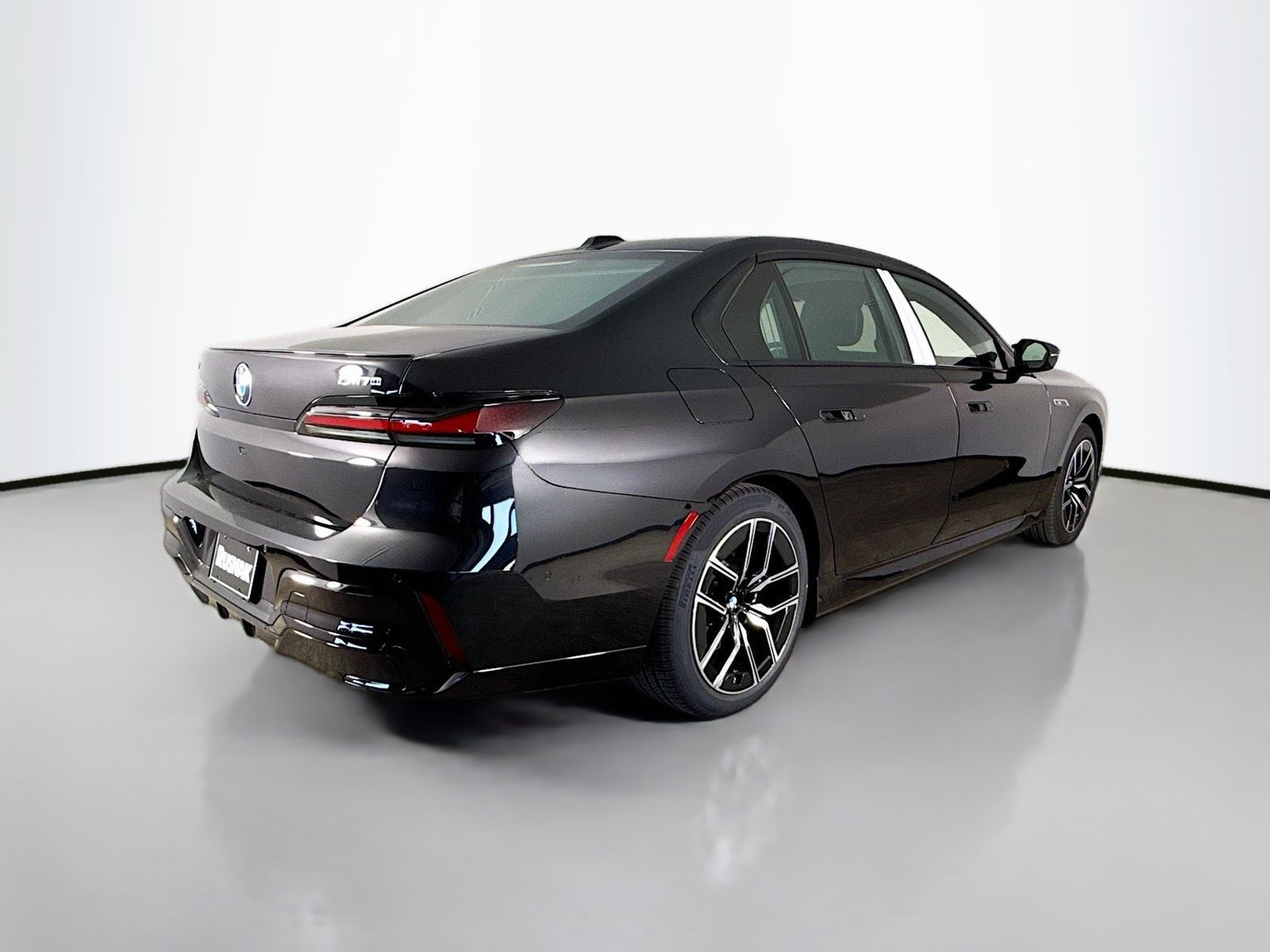 2026 BMW i7 M70 - Photo 7
