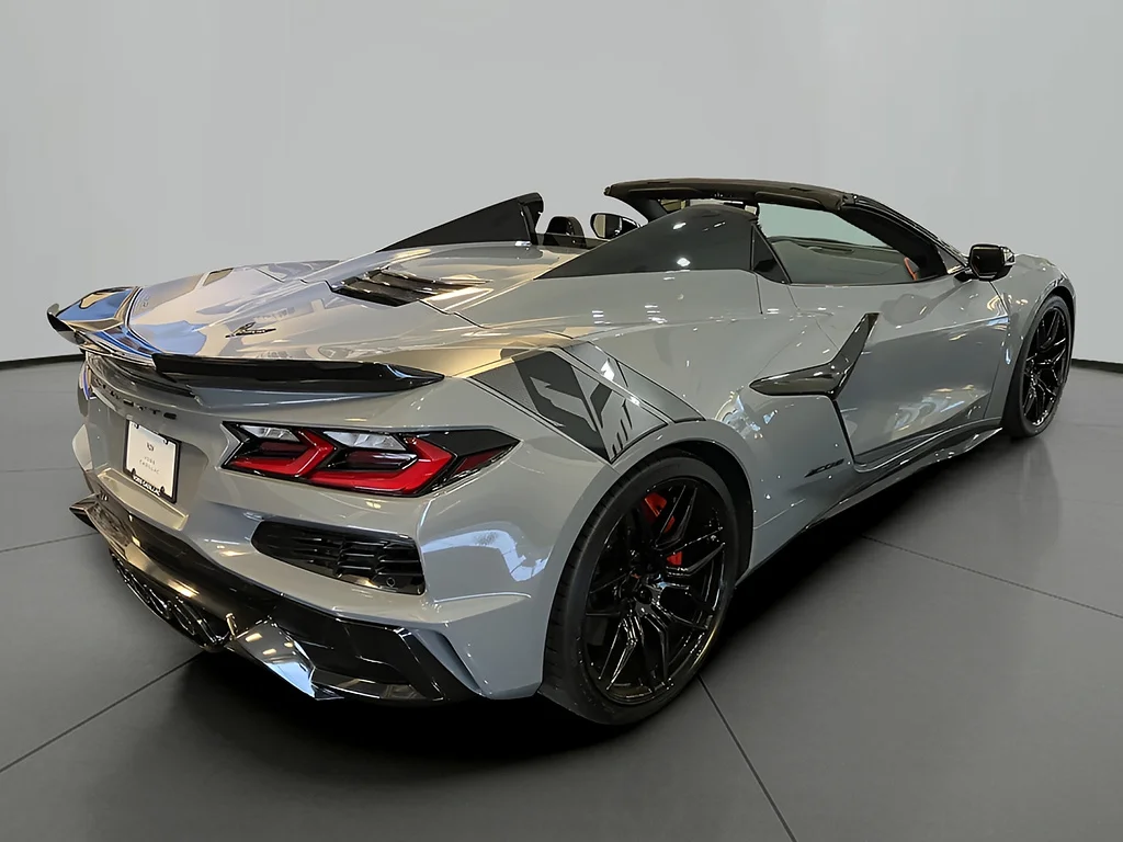 Used 2024 Sea Wolf Gray Tricoat Chevrolet Z06 image 7