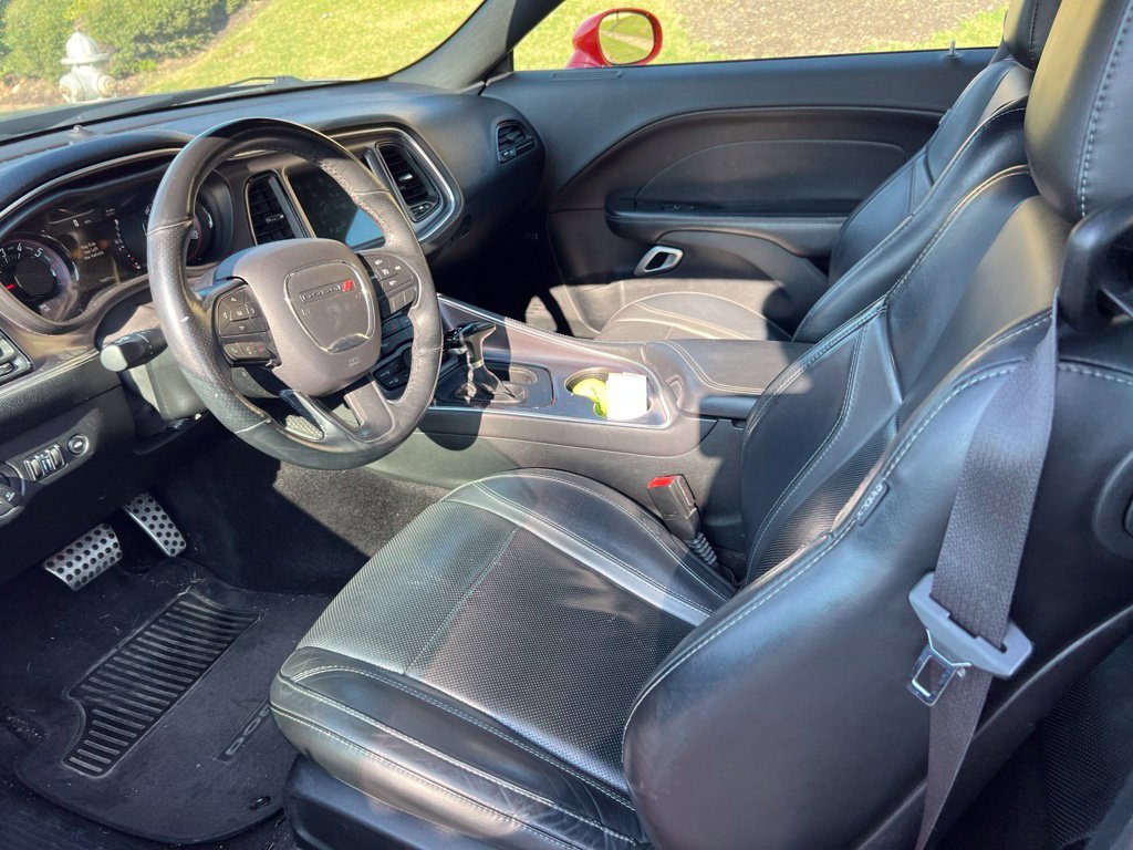 Used 2016 Orange Dodge R/T image 4