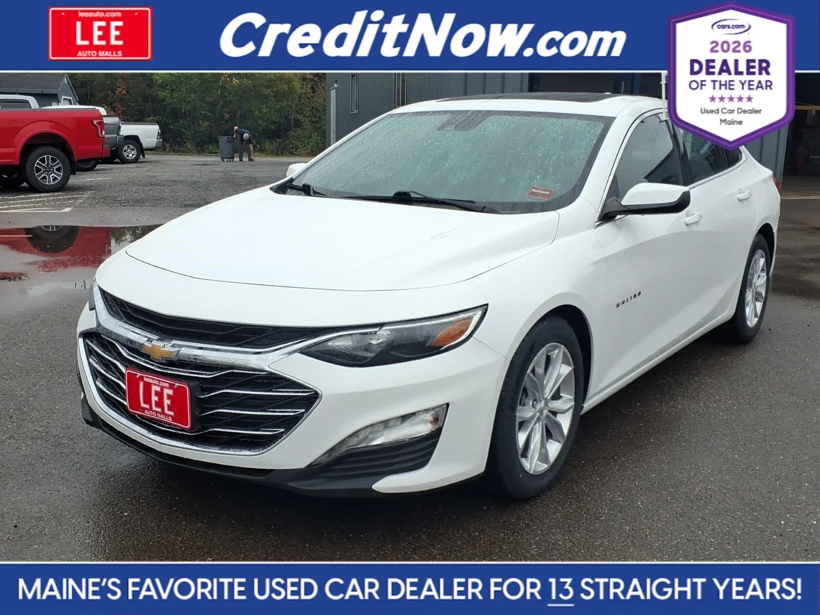 Used 2024 Summit White Chevrolet LT image 1