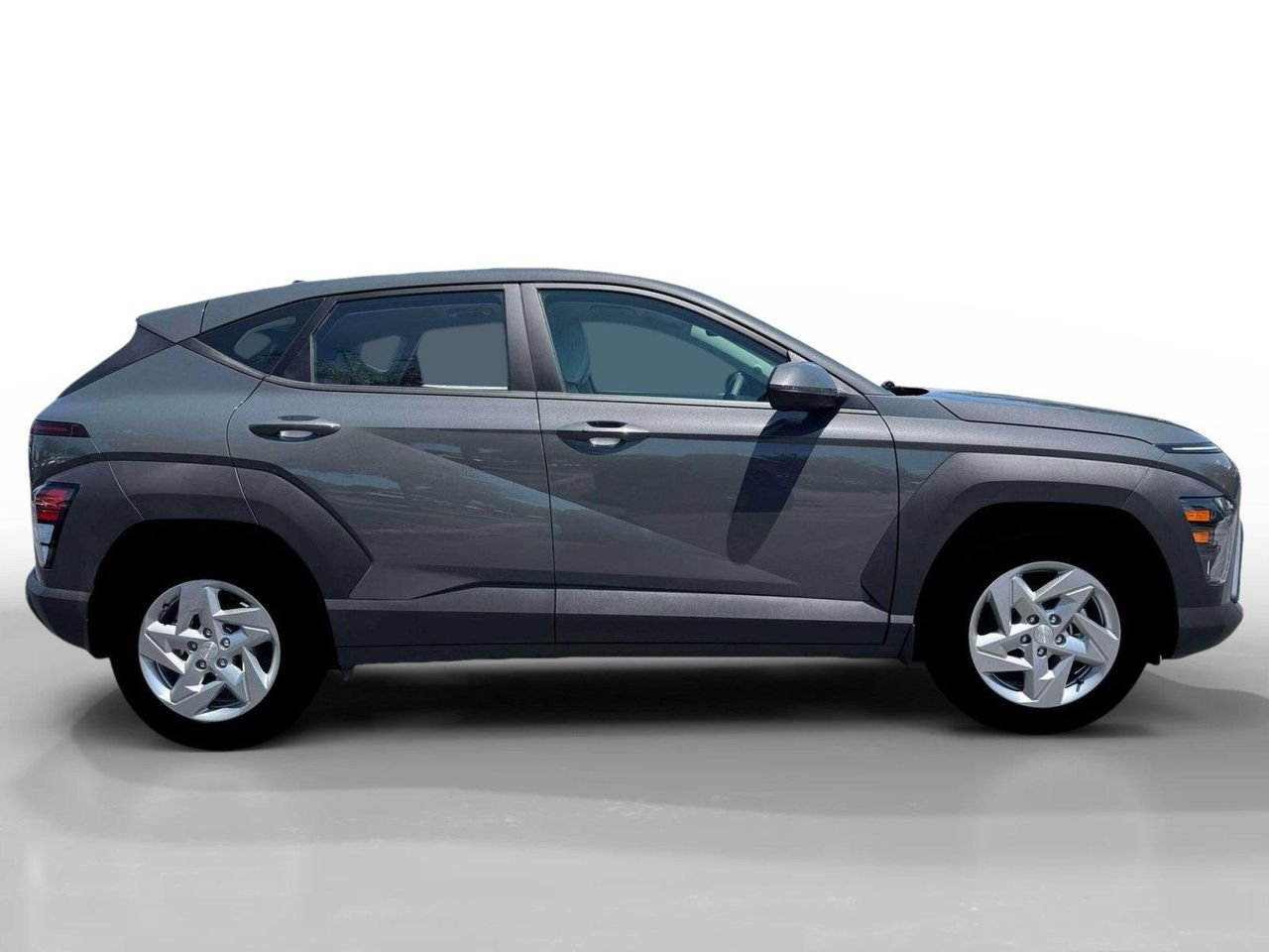 New 2026 Ecotronic Gray Pearl Hyundai SE FWD image 28