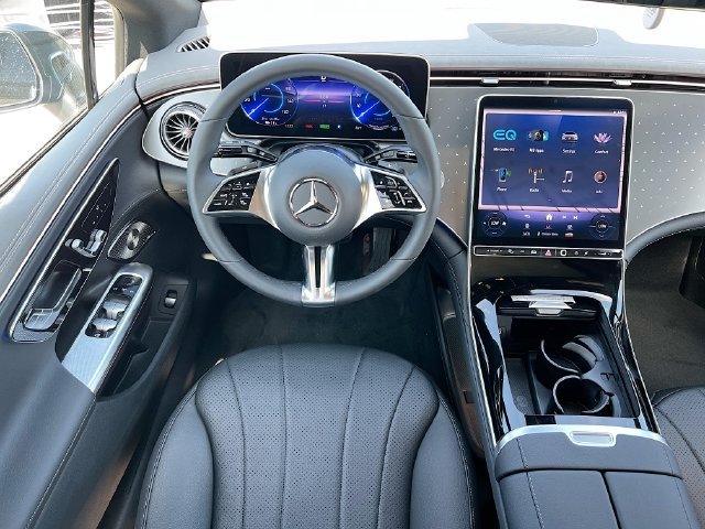 2025 Mercedes-Benz EQE Base - Photo 18