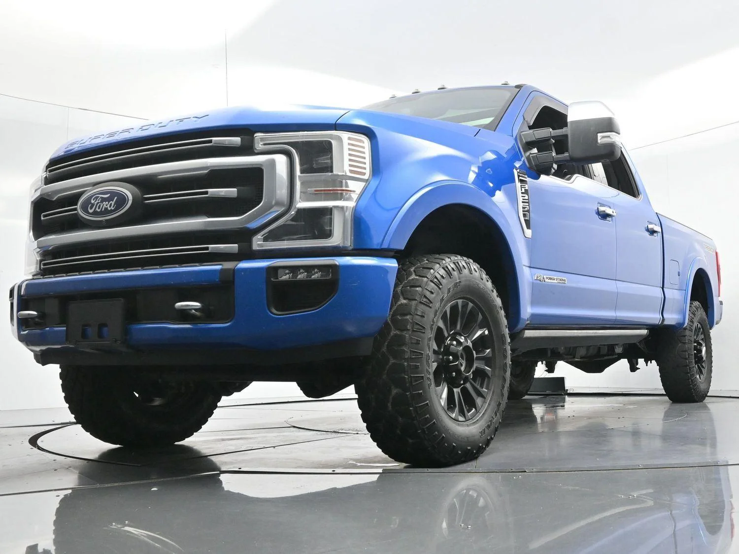 Used 2021 Velocity Blue Ford Platinum image 47