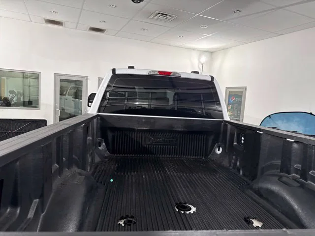 Used 2025 White Ford XL image 8