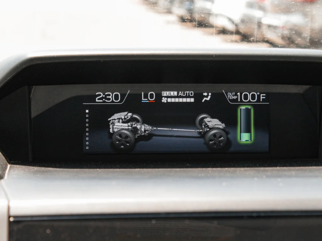Used 2019 Lagoon Blue Pearl Subaru Hybrid image 18