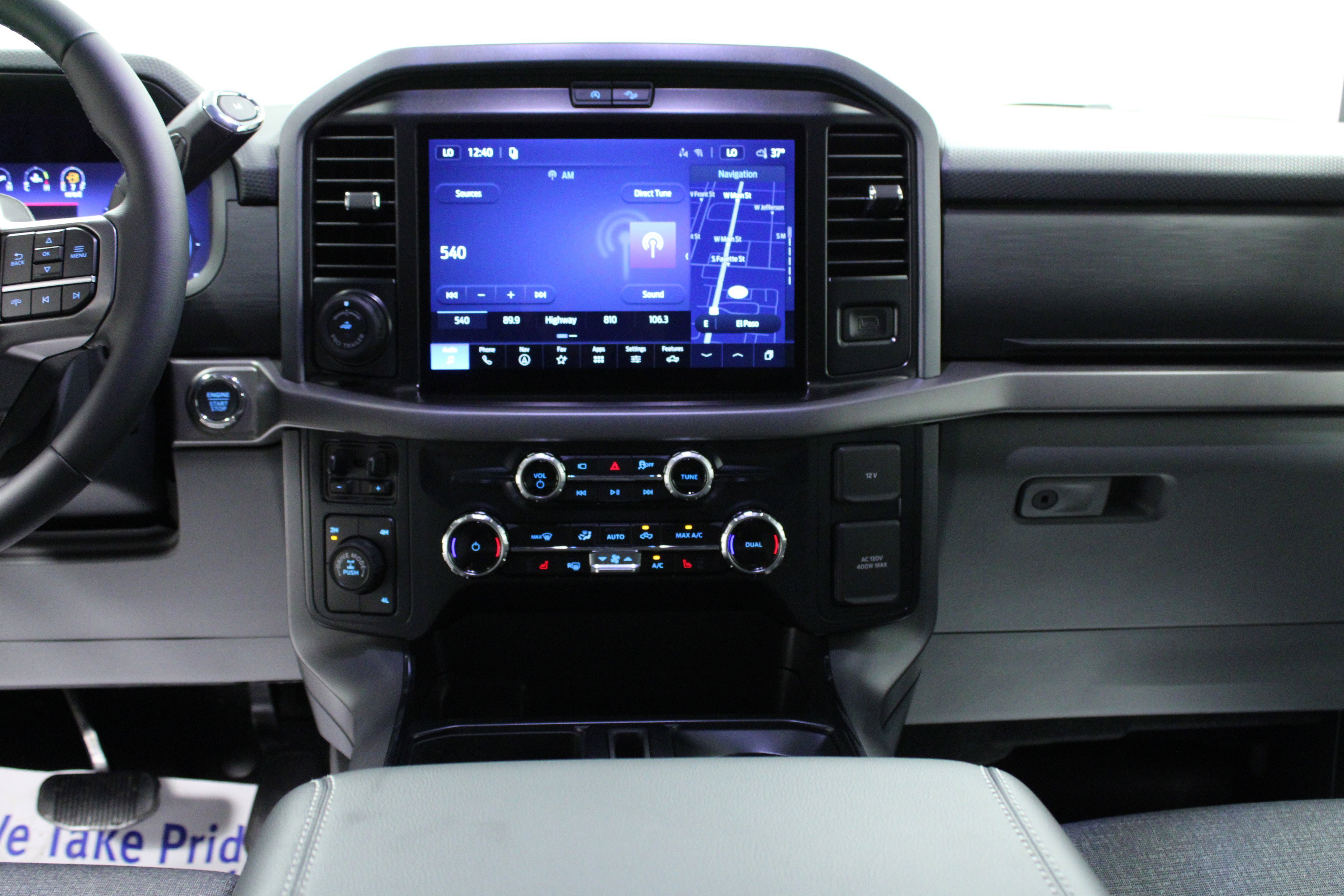 New 2026 Carbonized Gray Metallic Ford XLT image 18