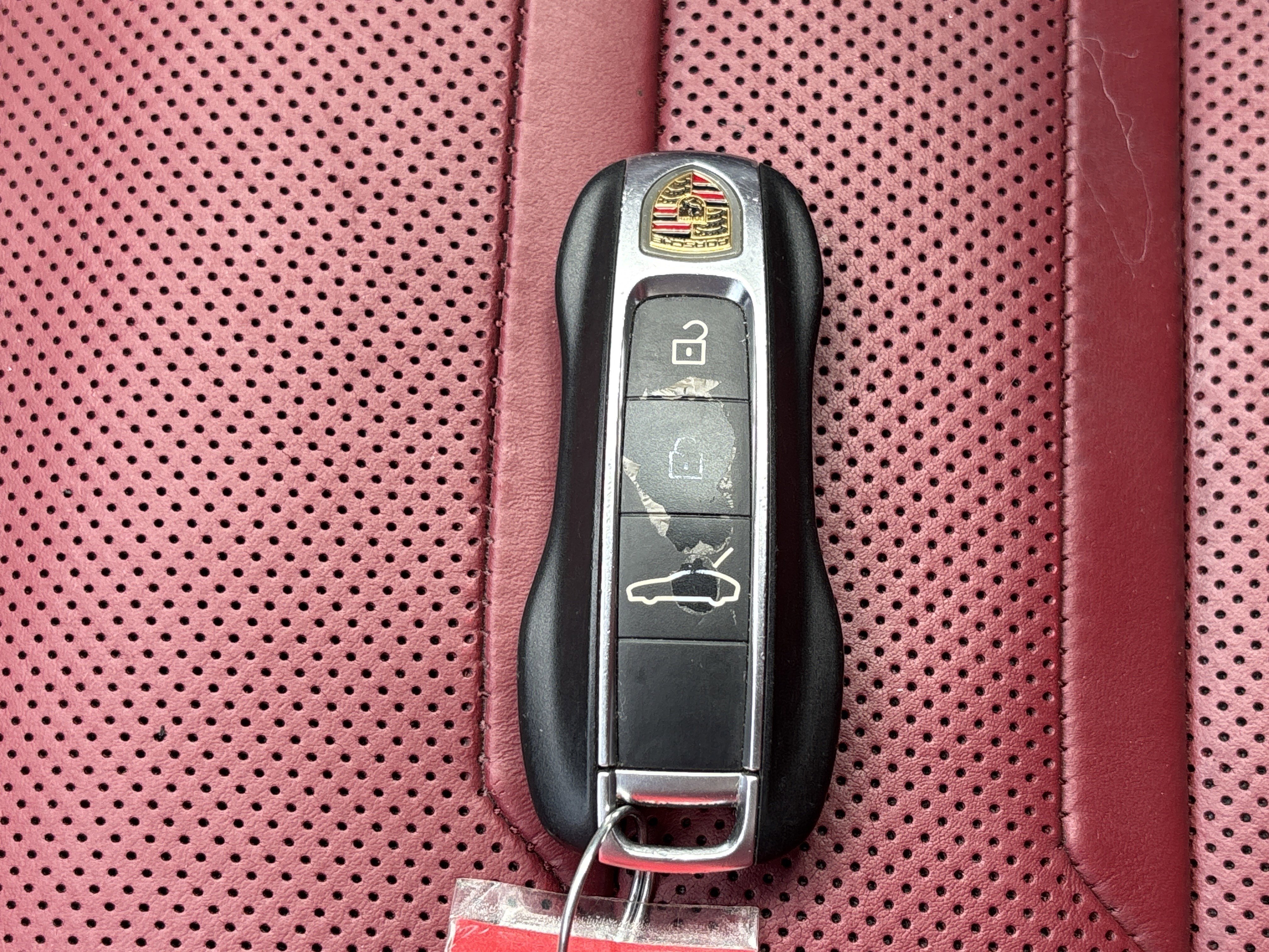 Used 2019 Black Porsche 4 AWD image 46