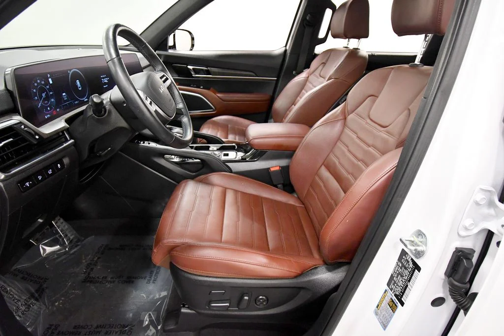 Certified Used 2024 White Kia SX-Prestige image 14