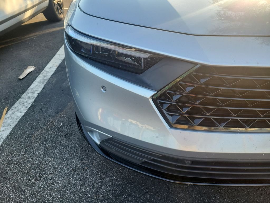 2023 Honda Accord Hybrid Touring - Photo 9