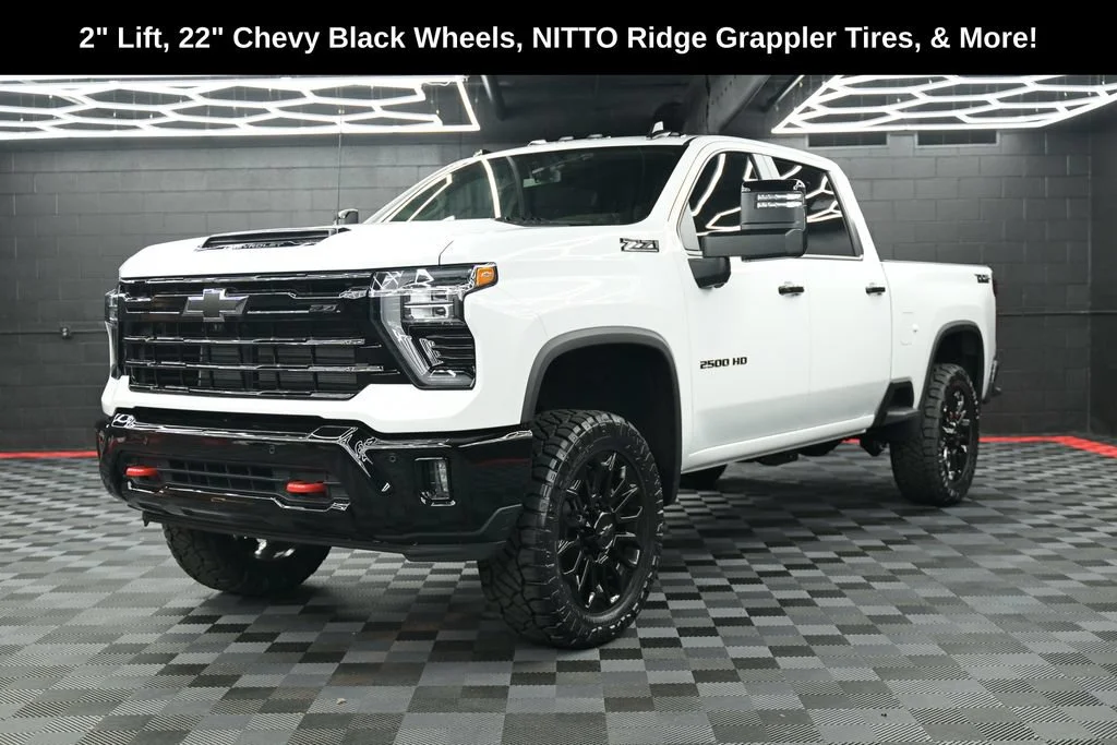 New 2026 Summit White Chevrolet LT image 19
